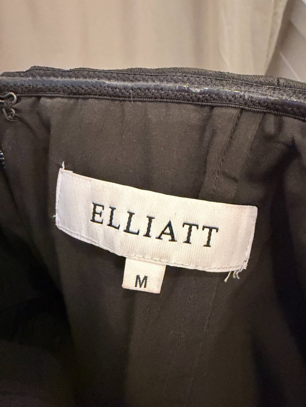 Elliatt Black Strapless Draped Midi Dress Size M - Picture 4 of 4